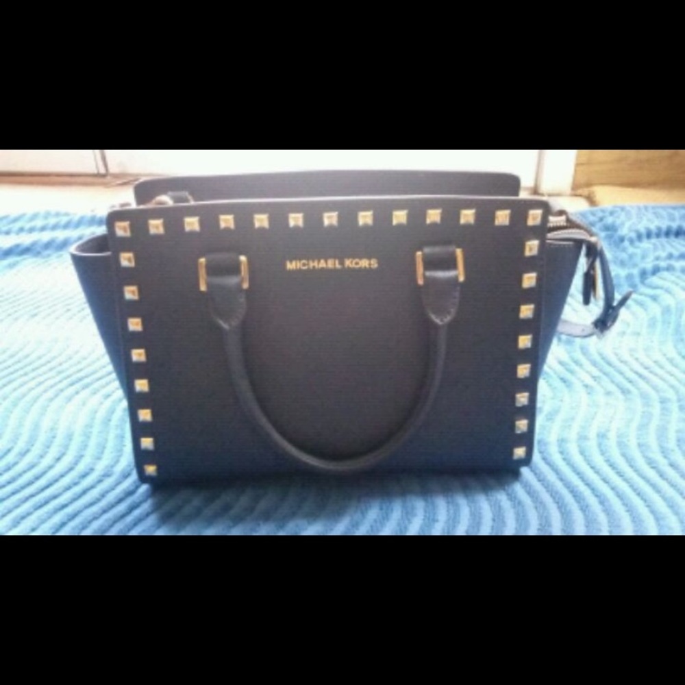 Michael Michael Kors Women's Selma Stud Messenger